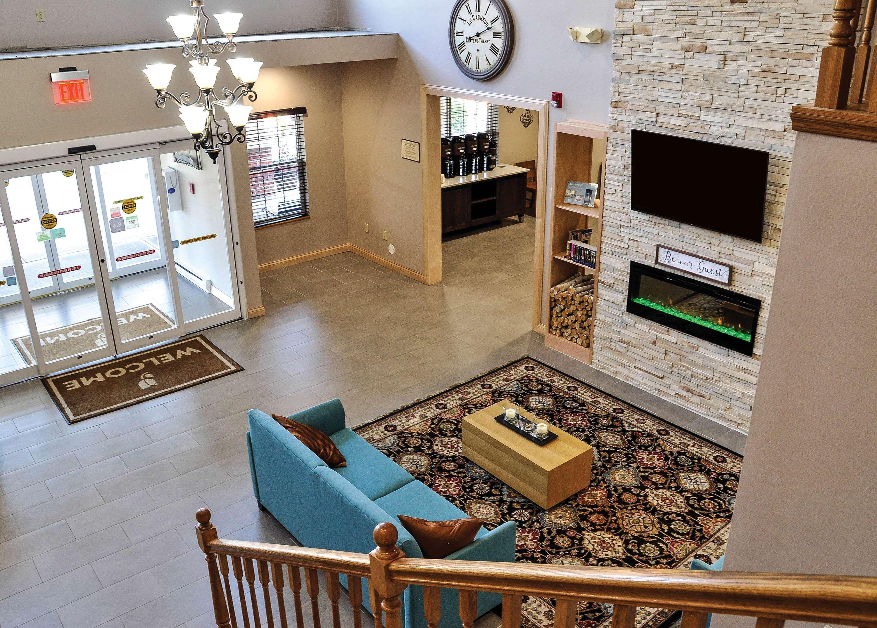 Country & By Radisson, South, Oh Hotel 2*