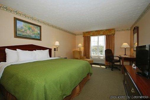 Hotel Country & By Radisson, South, Oh