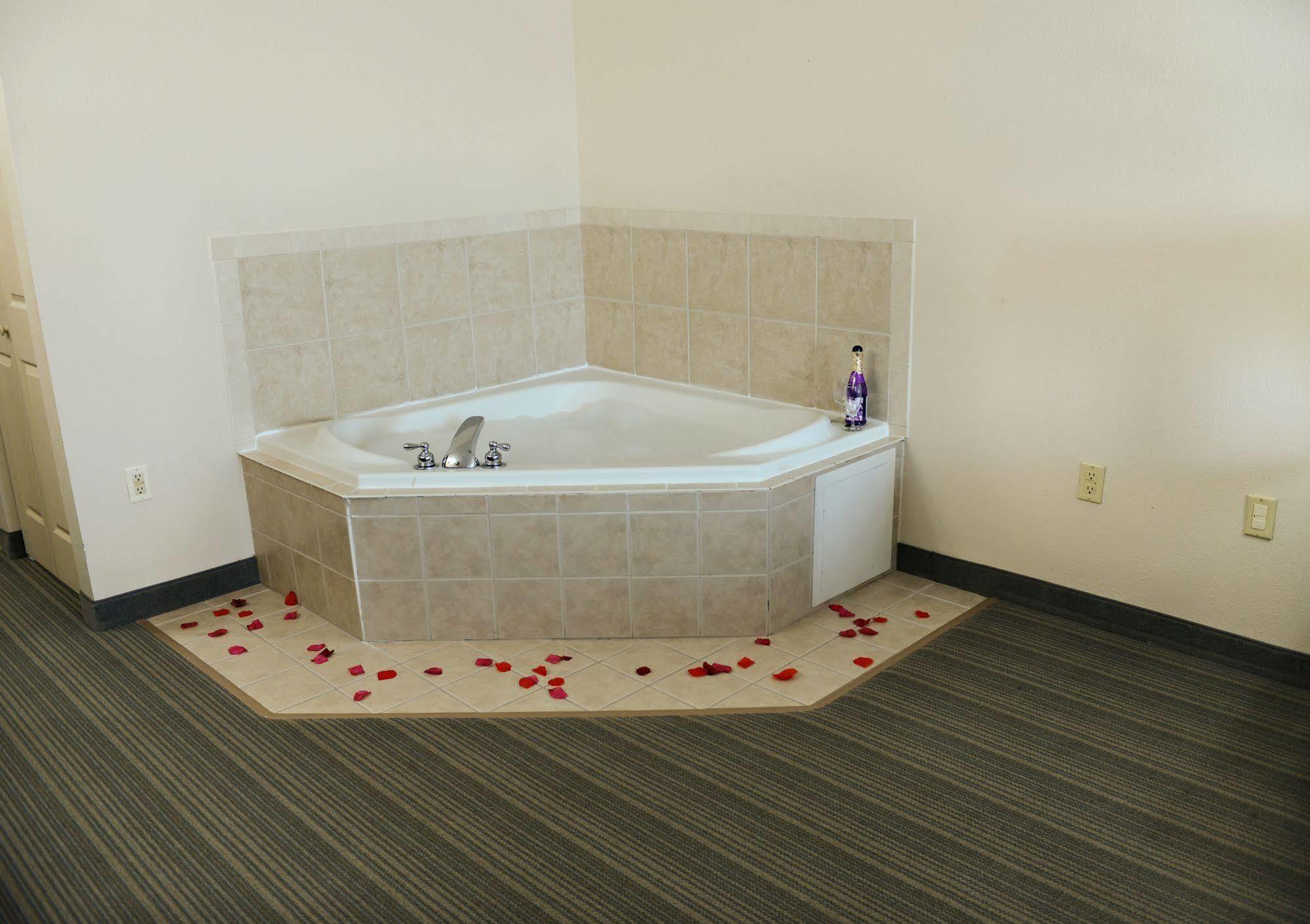 Hotel Country & By Radisson, South, Oh Fairborn